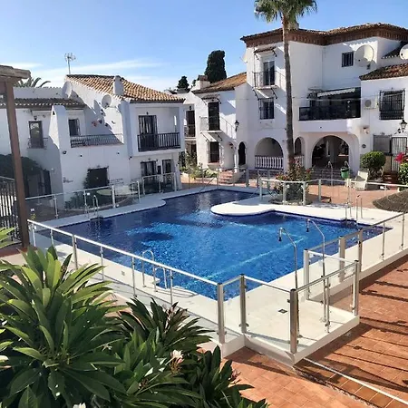 Nueva Nerja Pueblo Andaluz Casa Grafton Villa Buitenkant foto